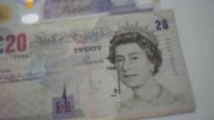 Банкноты банка Англии.