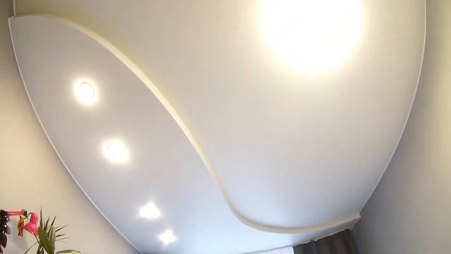 Отзыв от Юлии Александровны о компании Потолок-Альянс смотреть онлайн