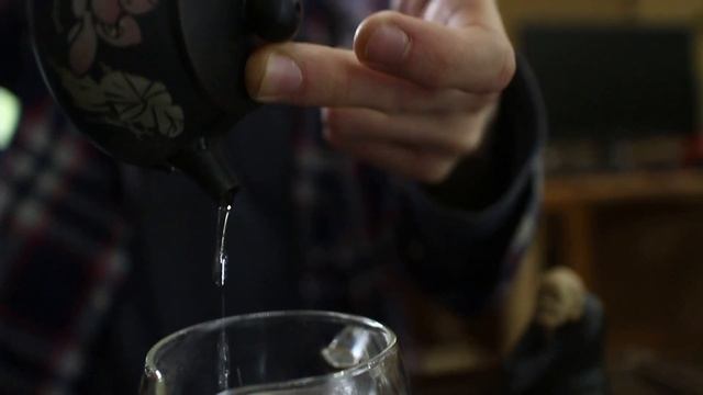 Чайник, Цзяньшуйская керамика (moychay.ru) # 4076, 115 мл/Teapot, (moychay.ru) # 4076, 115 ml. смотреть онлайн