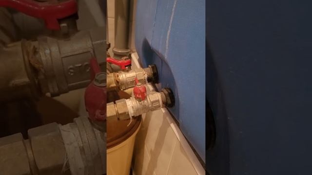 накопительный бак, что надо сделать, чтобы не затопить помещение смотреть онлайн