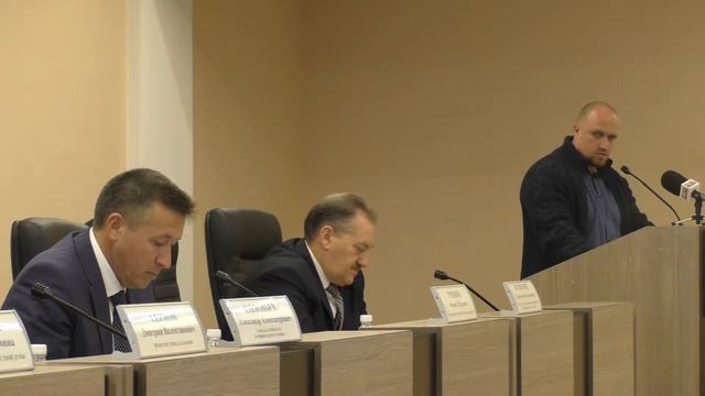 О приемке дворов, спортплощадок, вывозе мусора и проблем с Яндекс Траспортом смотреть онлайн