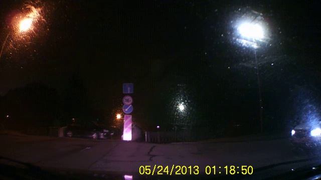 тупая пьяная баба не вписалась в разводной мост в кронштадте смотреть онлайн