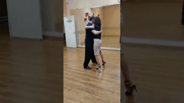 Резюме урока танго вальс VIgor tango clases. Москва, 14 мая 2021.