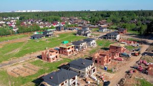 7 проектов домов. 13 км от Москвы в Химках. Фитнес и бассейн в 100 метрах. Участки с соснами!