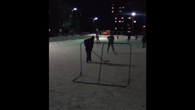 Xоккей во дворе. г.Отрадный ,Самарская область 2017 год смотреть онлайн