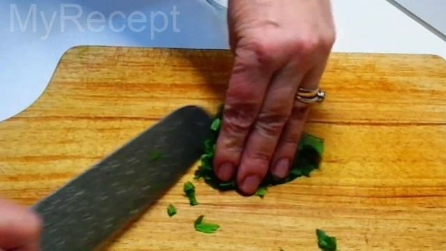 Зелений борщ. Щавельний суп на м'ясному бульйоні з яйцем смотреть онлайн