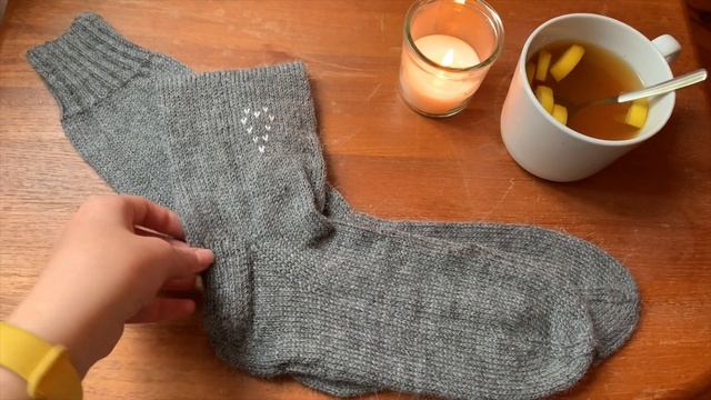 Вяжу и распускаю  мужские носки  новая пряжа