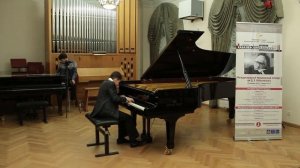 Бах - Кабалевский Прелюдия и фуга ре минор. Роман Эзенванне.