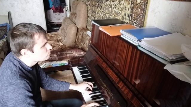 После летнего отпуска на даче пальцы не шевелятся, не очень получилось смотреть онлайн