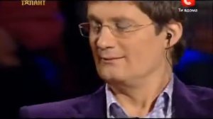 Одолжила .одолжила.