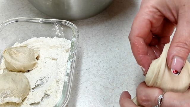 МАМА НАУЧИЛА ГОТОВИТЬ ТАКИЕ ВКУСНЫЕ И ПЫШНЫЕ БУЛОЧКИ С СЮРПРИЗОМ! Рецепты из Удмуртии!