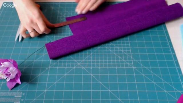 Мастер класс. Цветок Аквилегия из гофрированной бумаги с конфетой" смотреть онлайн