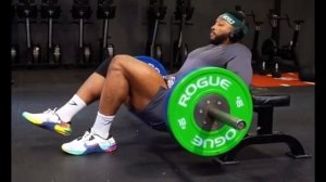 Ягодичный мостик со штангой на одну ногу