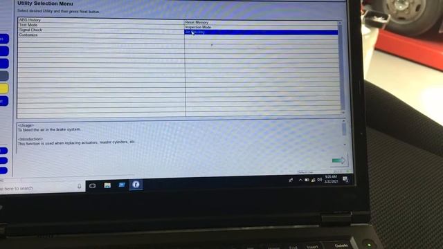 Brake Air Bleeding Use by Techstream смотреть онлайн