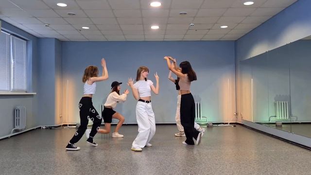 STANDART LEVEL (Easy) • (G)I-DLE (여자)아이들 - NXDE • V Dance Studio