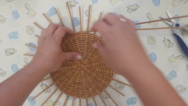 Крышка с внутренним бортиком из бумажной лозы. Подробный МК.Часть3