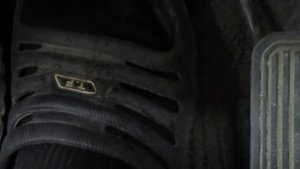 Странные толчки педали тормоза на Тойоте Спринтере 1993 года