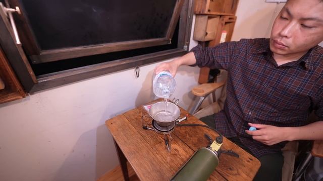 【車中泊の旅】寒空に黄昏ひとり車中泊。とろとろカニ玉｜DIY軽トラックキャンピングカー｜130 смотреть онлайн