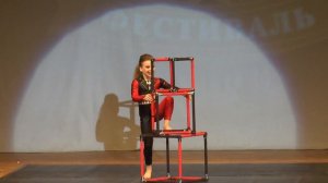 Цирковая школа "Мы из цирка".акробатика на кубах. Шилова Глория