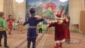 Самый весёлый танец с Бабой Ягой