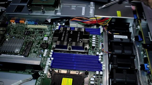 Сборка Сервера - НЕЛЕПАЯ ОШИБКА смотреть онлайн