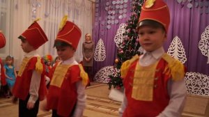 Танец солдатиков