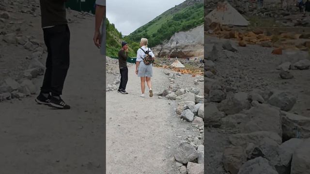 Джилы-Су нарзанные купели, водопад.