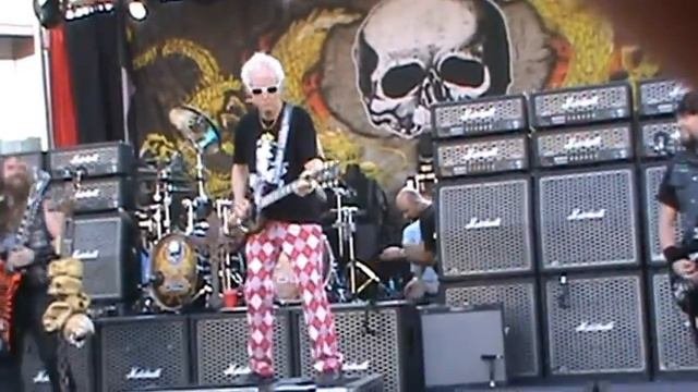 Roadhouse Blues  Performed By Black Label Society With Robby Krieger