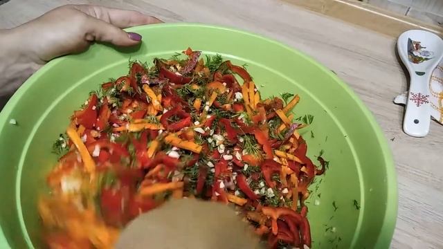 САЛАТ ИЗ БАКЛАЖАНОВ СО ВКУСОМ ГРИБОВ. смотреть онлайн