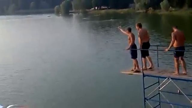 классный прыжок (веселые ребята).flv смотреть онлайн