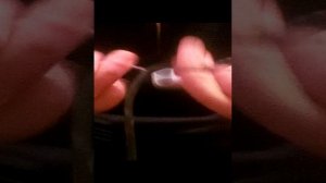 Чистка проводов овощечисткой! Быстро!