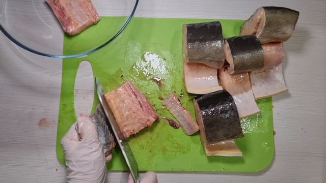 Как ПРОСТО разделать СТЕРЛЯДЬ на филе. Быстрый способ