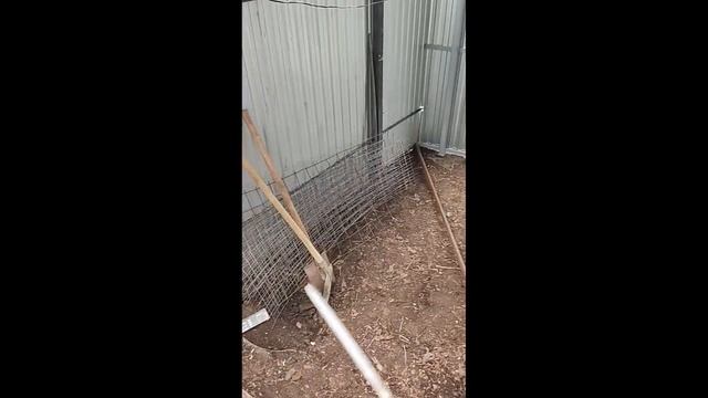 Крытый навес с бетонным полом на даче под шашлык в зону отдыха