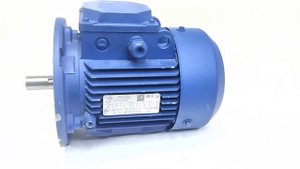 Двигатель АИР 80А4/2У3 (1,12/1,50) фланец УКМ