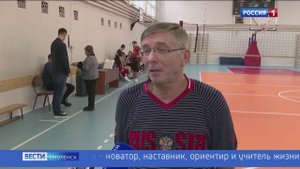 Известный смоленский тренер Александр Гаврилов отметил 70-летие