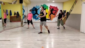 Zacarías Ferreira, La Asesina. Bachata. (coreografía) Line Dance. Baile en línea.