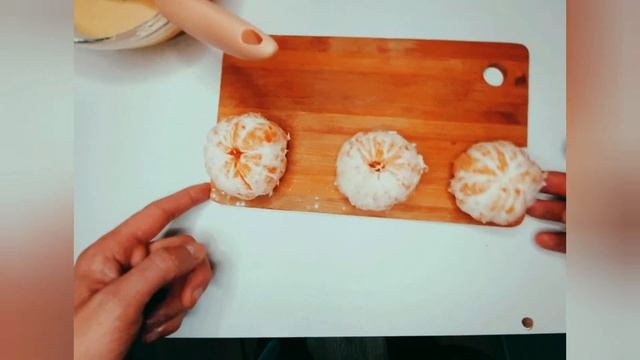 Жареные мандарины.Это конечно вкуснятина.