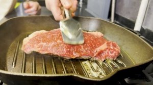Стейк на сковородке: Как правильно жарить чтобы было ВКУСНО?