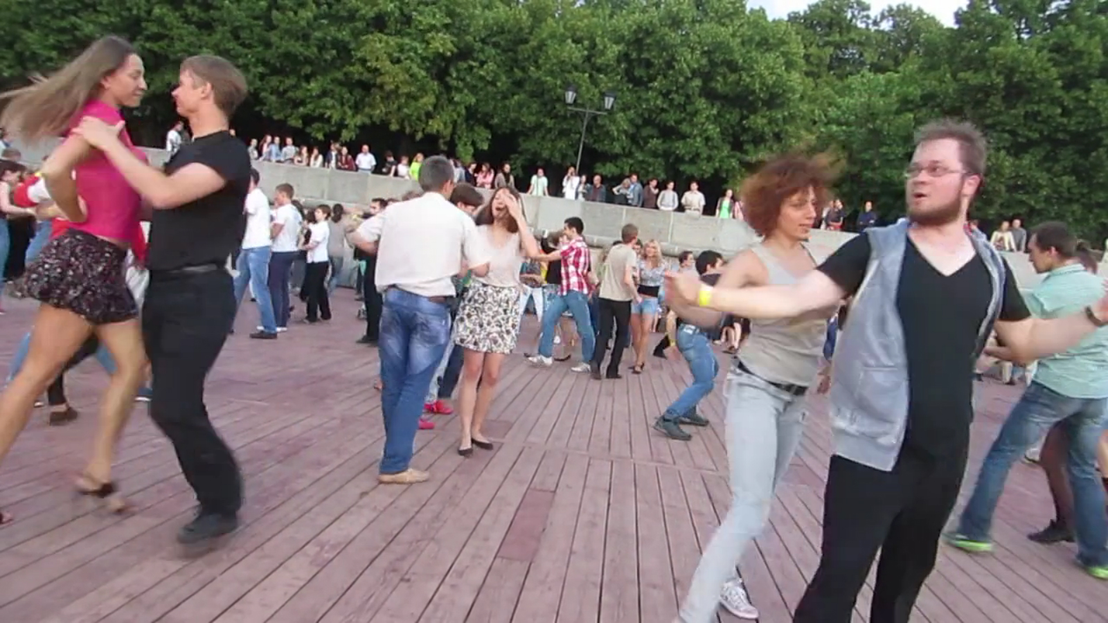 Парк горького танцы видео