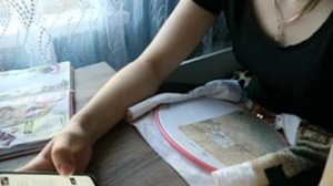 05.04.20/КАК Я ВЫШИВАЮ НА ПЯЛЬЦАХ ДВУМЯ РУКАМИ/РУТИНА ВЫШИВАЛЬЩИЦЫ/ПРО ВЫШИВАЛЬНЫХ ПОДРУГ