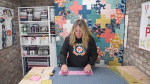 Fat Quarter Plus Quilt Tutorial {simple patchwork in a sleek plus design - perfect for beginners!!}