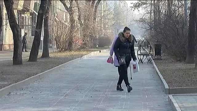 Обновление центра города. Строители отремонтировали прогулочные зоны рядом с площадью смотреть онлайн