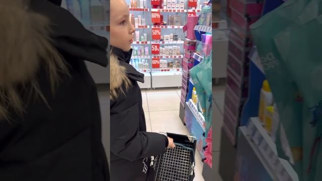 ЗАКУПИЛАСЬ косметикой и РЫЛЬНО -МЫЛЬНЫМ ?? ПО ПОЛНОЙ смотреть онлайн