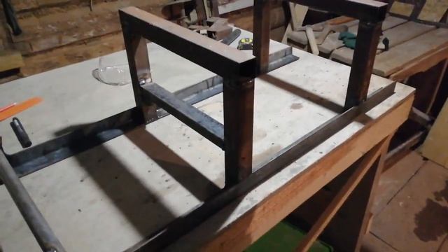 Сделал санки из металлолома. смотреть онлайн