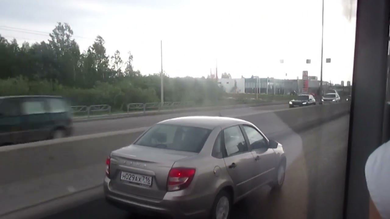 Живи каждый миг -  Автор Елена Белова музыка Наталья Первина поёт Саша Майский