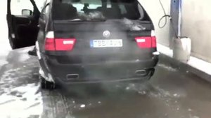 BMW X5 E53 V8 4.8is буксует по снегу Pirelli Scorpion Winter 4,8 is SUV sound drift snow