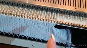 Карман кенгуру на любой вязальной машине. Первый способ.