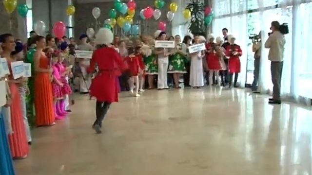 "Дерево дружбы" 2010 г. смотреть онлайн