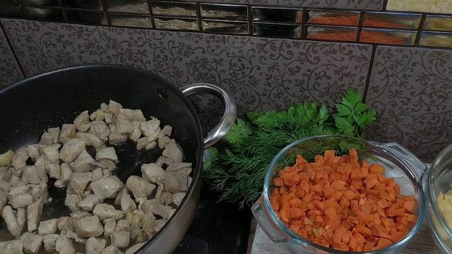 КУРИНЫЙ СЫРНЫЙ СУП - быстро готовиться и съедается!!