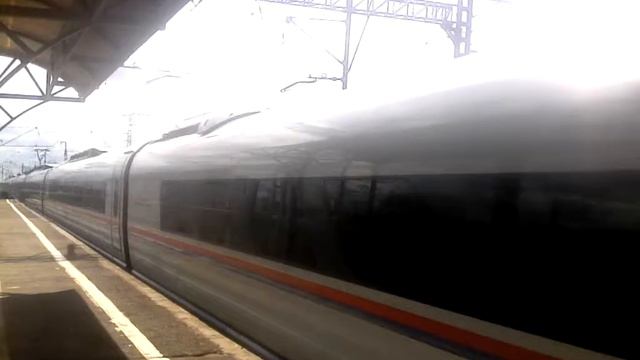 Поезд САПСАН на станции Сортировочная. смотреть онлайн